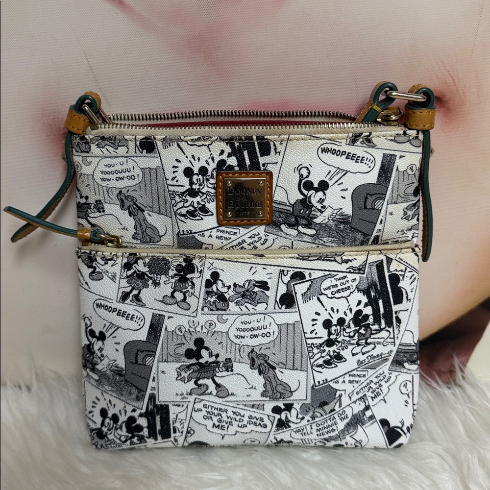 Dooney &Bourke Collaboration Disney Black and White Comic Crossbody Bag Mickey